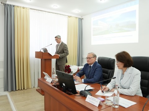 «Turar Healthcare» КЕАҚ Басқарма төрағасы Асқар Насиболлаұлы Хорошаш Қарағанды облысына жұмыс сапары аясында «Қарағанды медицина университеті» КЕАҚ-да кеңеске қатысты.